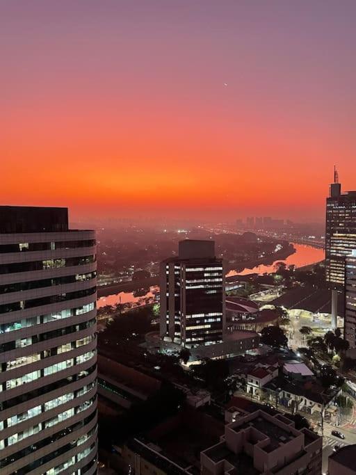 Com Vista Incrivel O Por Do Sol